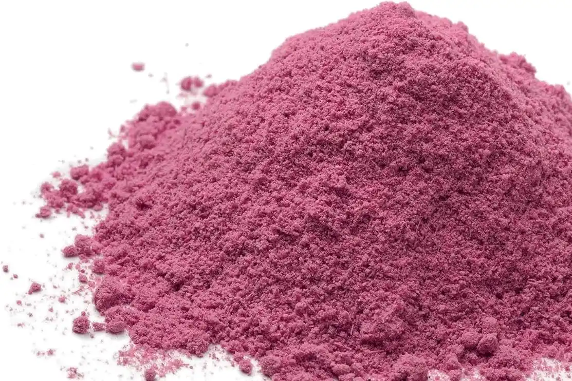 Polvere di amarene: benefici e utilizzi del nuovo superfood a confronto con il succo tradizionale